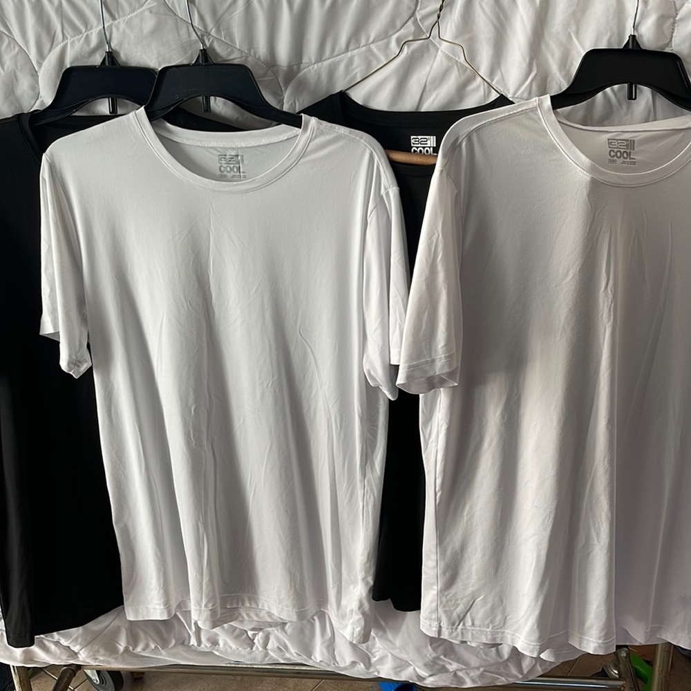 Bundle of 4 cool medium shirts